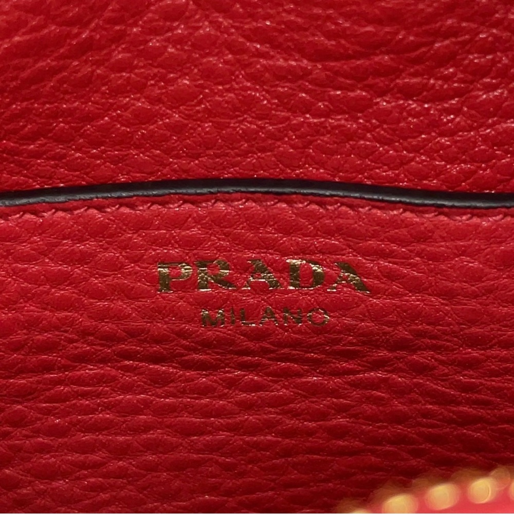 Authentic Prada Vitello Daino Leather Red Shoulder Bag W/Strap - Picture 12 of 16